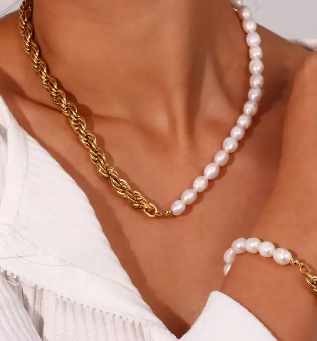 Collier NAÏA